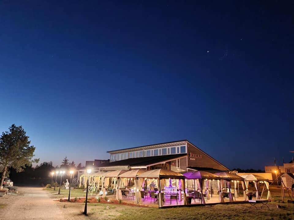 Relax Park Hotel Sventoji Exterior photo